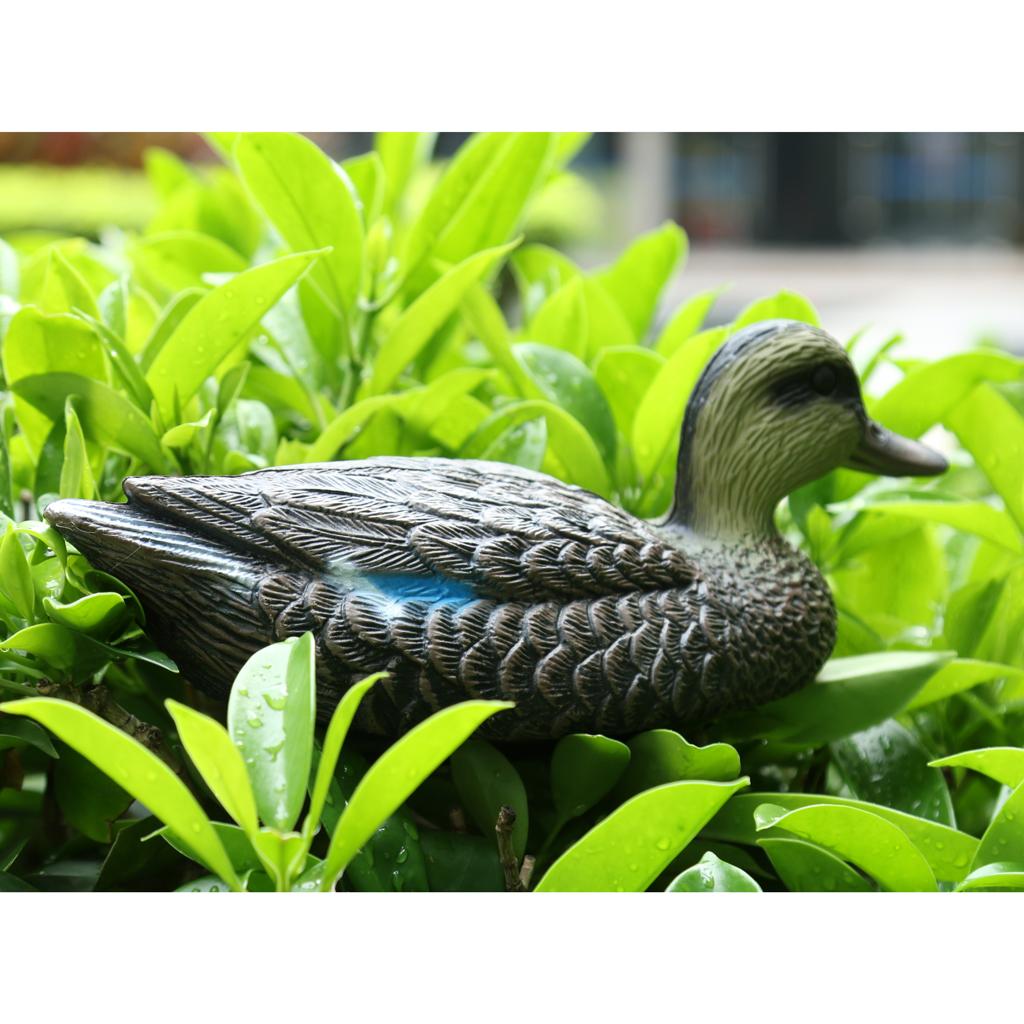 زينة على شكل بط ماندرين واقعية - مراجعة Decoy Duck Plastic وسعره